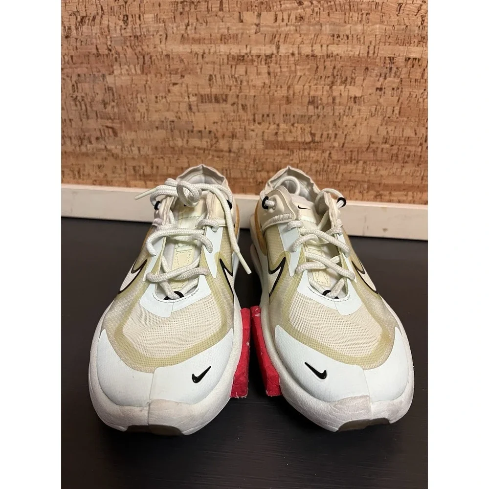 Nike Fontanka Edge Zoom X CU1450-300 Barely‎ Green Women's Sneakers